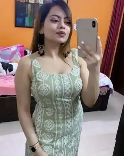 Call Girl in Ramsar